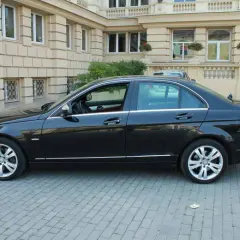 Mercedes W204 używany: Warto kupić? Pułapki i koszty