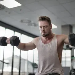 Jak skutecznie połączyć trening cardio i siłowy dla lepszych wyników