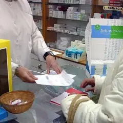Compra de medicamentos sin receta: seguridad y opciones online en España