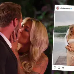 Nicci Hernestig från Love Island, gravid och lycklig med sin partner vid en sjö.