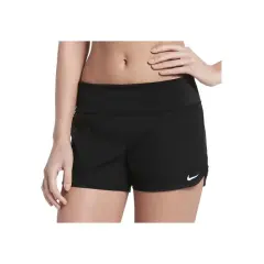 Czarne damskie spodenki do pływania Nike z białym logo.
