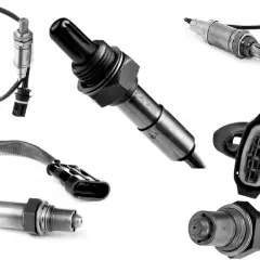 Diverse sonde lambda, componenti essenziali per capire cosa serve per ottimizzare la combustione e ridurre le emissioni.