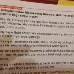 Co to jest modlitwa wiernych i dlaczego jest tak ważna w liturgii katolickiej?
