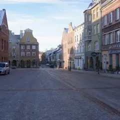 Jelenia Góra ile mieszkańców? Zaskakujące dane o spadku populacji