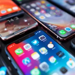 Telefony w promocji: Gdzie kupić najtaniej? Porównanie cen i ofert