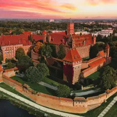 Dlaczego zamek w Malborku jest na liście UNESCO? Poznaj jego tajemnice