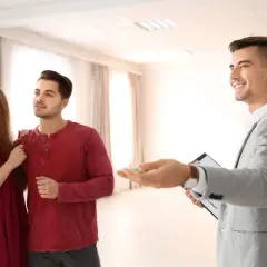 Agent nieruchomości: prowizja, VAT, negocjacje. Jak nie przepłacić?