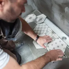 Odliczenie remontu łazienki od podatku? Ekspert wyjaśnia, kiedy tak!