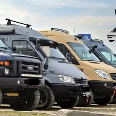 Sprinter 4x4: Idealny van na bezdroża? Przewodnik po nowym modelu