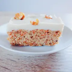 Idealne ciasto marchewkowe bez glutenu? Odkryj sekret wilgotności!
