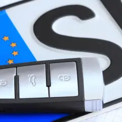 Przerejestrowanie samochodu: Uniknij kar! Checklista i koszty 2026