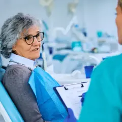 Czy na NFZ przysługuje znieczulenie u dentysty? Sprawdź swoje prawa