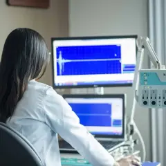 Echo serca przezklatkowe: Co dokładnie pokazuje o Twoim sercu?