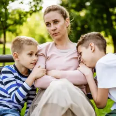 Samotny ojciec w PIT: Jak rozliczyć się z dzieckiem i oszczędzić?