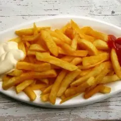 Frytki belgijskie czym się różnią od tradycyjnych frytek? Oto szczegóły