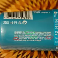 Skład kosmetyku John Frieda zawiera m.in. alkohol denat., który pomaga w aplikacji i szybkim wysychaniu produktu.