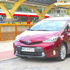 Prius+ ile osób? Czy 7-osobowa hybryda to auto dla Ciebie?