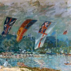 Obraz oddaje atmosferę regat, w jakim stylu malował Alfred Sisley. Widać łodzie, flagi i ludzi nad wodą.