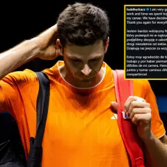 Hubert Hurkacz, tenisista, dziękuje swojemu trenerowi Nico za wsparcie.