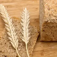 Ile kalorii ma chleb pszenno-żytni? Poznaj wartość odżywczą