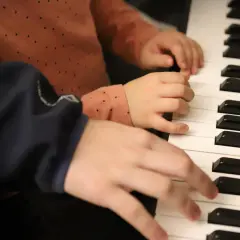 Muzyka klasyczna na fortepian: Przewodnik dla każdego. Jak zacząć?