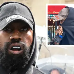Kanye West zaginal, ukryty pod czarnym kapturem i czapką, z napisem Balenciaga na ustach.