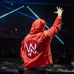Ile trwa koncert Alana Walkera? Czas, który musisz znać!