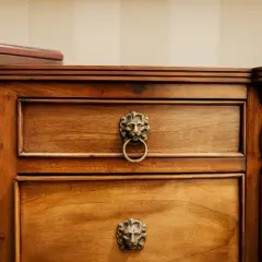 Skuteczne domowe sposoby na czyszczenie drewnianych mebli