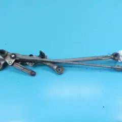 Jak uniknąć problemów z mechanizmem wycieraczek w Audi Q7?