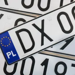 Przerejestrowanie auta: 30 czy 90 dni? Terminy i kary 2026
