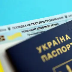 Ukraiński paszport i karta pobytu, dokumenty potrzebne do uzyskania statusu rezydenta podatkowego w Polsce.