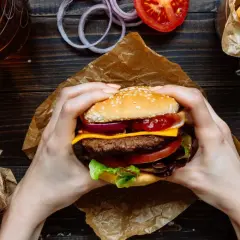 Dzień Hamburgera 28 maja: Kiedy? Przepis i trendy