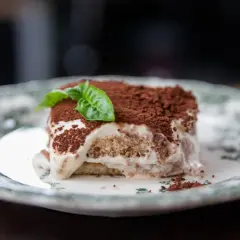 Tiramisu lekkie jak chmurka – idealny przepis na puszysty deser