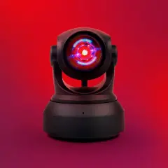 Cámara de seguridad Wesco Anixter con lente rojo brillante, lista para vigilar.