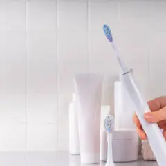 Czy szczoteczka soniczna niszczy plomby? Prawda o bezpieczeństwie!