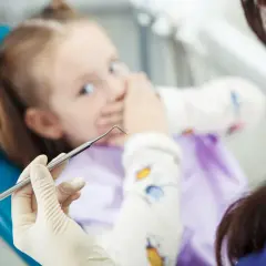 Jak pomóc dziecku pokonać lęk przed dentystą? Praktyczny przewodnik