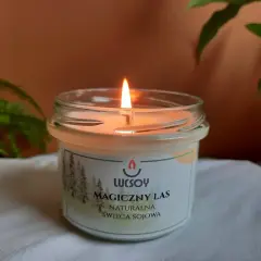 Świeczka o zapachu lasu - naturalne właściwości i relaksujący aromat