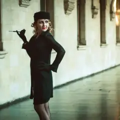 Impreza Hollywood: jak się ubrać? Klasyka i nowoczesność