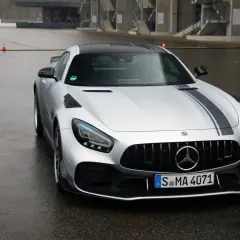 Mercedes-AMG GT R Pro: Dlaczego to torowa legenda i inwestycja?
