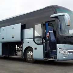 Ile kosztuje autokar za kilometr? Sprawdź ukryte opłaty i ceny