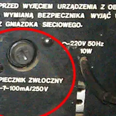 Jak bez błędu sprawdzić bezpiecznik topikowy w domu? Uniknij awarii!