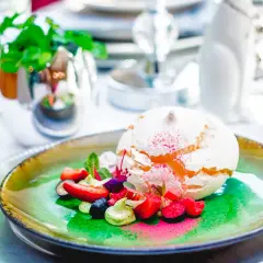 Gdzie zjeść w Jastrzębiej Górze? Najlepsze restauracje, które musisz znać