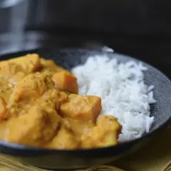 Czym zastąpić mleczko kokosowe w curry? Uratuj swoje danie!