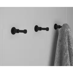 Perchas de baño: ¿Cómo elegir la más duradera y con estilo?