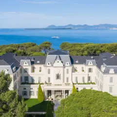 Hôtel du Cap-Eden-Roc : Luxe, Histoire & Célébrités Côte d'Azur