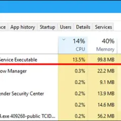Task Manager zeigt "Antimalware Service Executable" mit hoher CPU-Auslastung. Möglicherweise muss dieser Prozess deaktiviert werden.