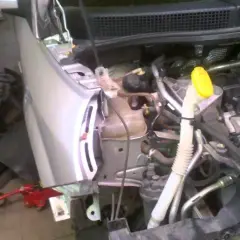 Jak wyjąć alternator Renault Scenic - uniknij kosztownych błędów