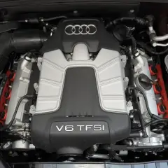Silnik V6 TFSI Audi A5, znany z niezawodności.