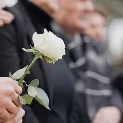 Jak się ubrać na pogrzebie mężczyzna, aby nie popełnić faux pas