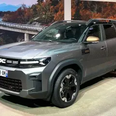 Dacia Duster: Pojemność baku (LPG, 4x4) i realny zasięg